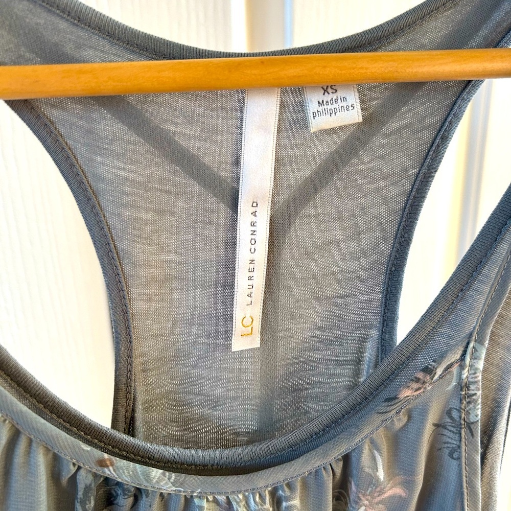 Lauren Conrad Tank - Picture 2 of 5